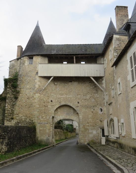 Ancienne abbaye Saint-Sauveur : Porterie, élévation nord, vue générale