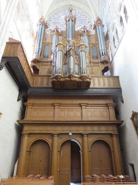 Orgue de tribune : partie instrumentale de l'orgue