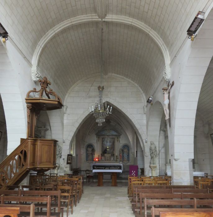 Eglise Saint-Symphorien : Nef, vue générale