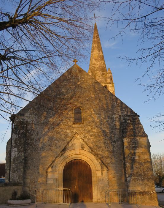 Eglise Saint-Quentin : façade occidentale, vue générale