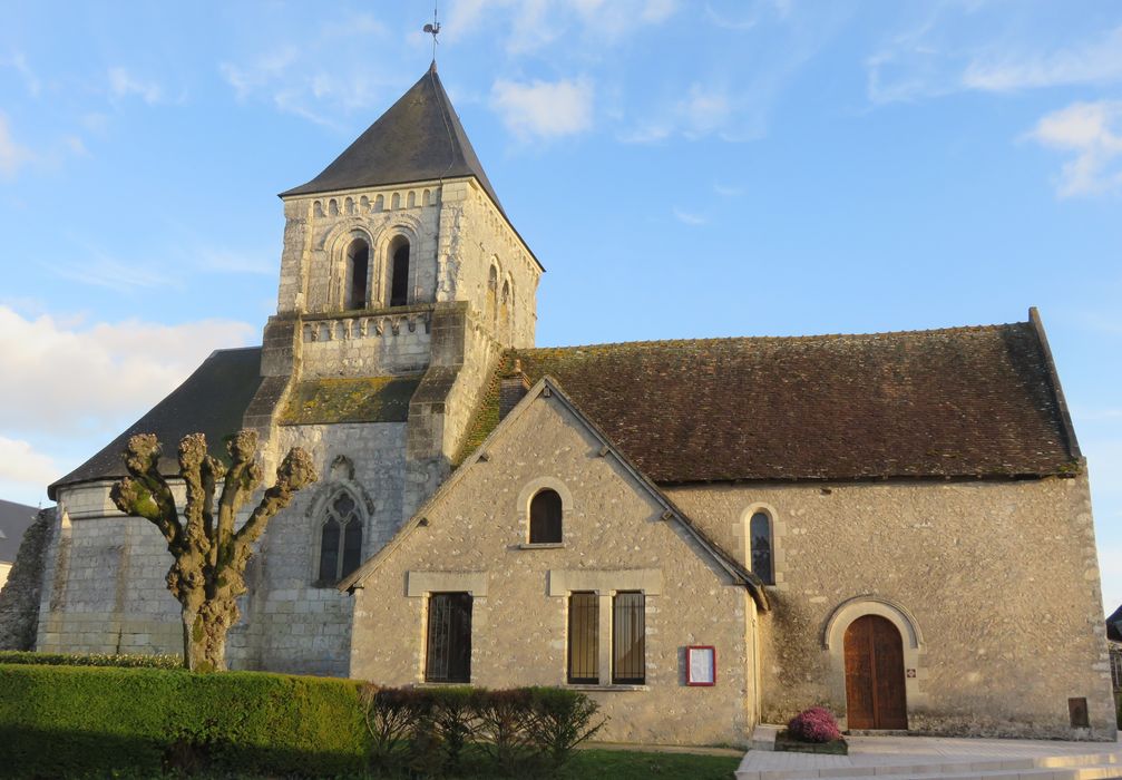 Eglise Saint-Martin : Façade latérale nord, vue générale