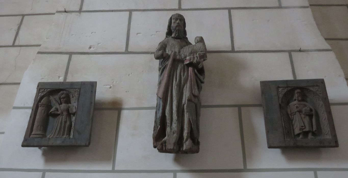 statue : Saint Jean-Baptiste, bas-reliefs : Saint Jean-Baptiste, sainte Barbe