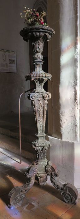 chandelier pascal (porte-cierge pascal) - © Ministère de la Culture (France), Conservation des antiquités et des objets d'art de l'Indre-et-Loire, tous droits réservés