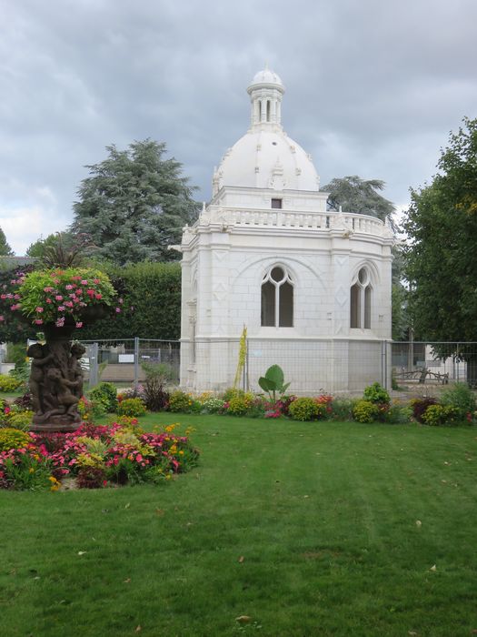 Chapelle de l'ancien cimetière, dite chapelle de Seigne : Façade latérale sud, vue générale