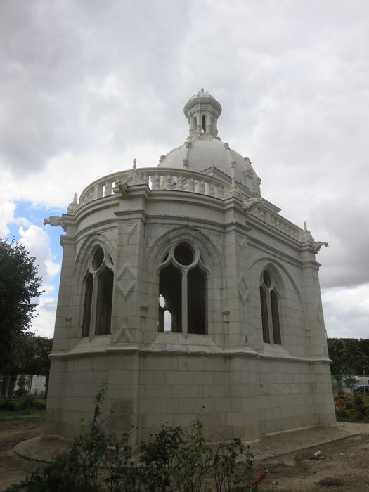 Chapelle de l'ancien cimetière, dite chapelle de Seigne : Ensemble nord-est, vue générale