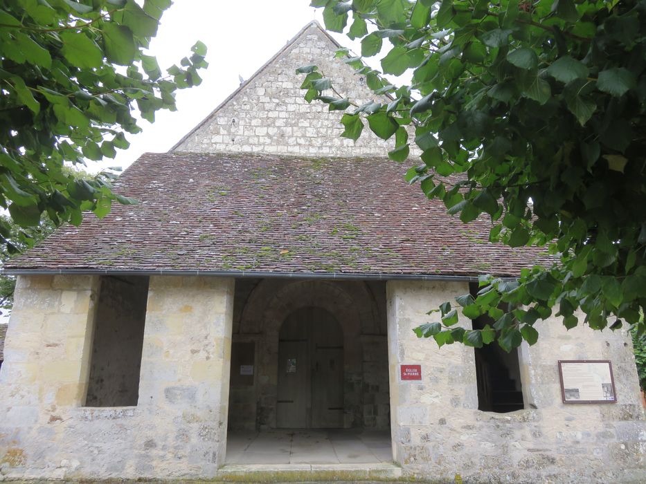 Eglise Saint-Pierre de Balesmes : Façade occidentale, vue générale