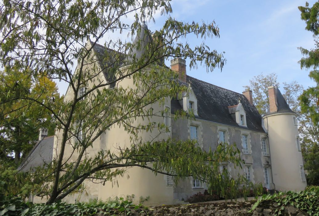 Ancien château des Archevêques : Ensemble sud-est, vue générale