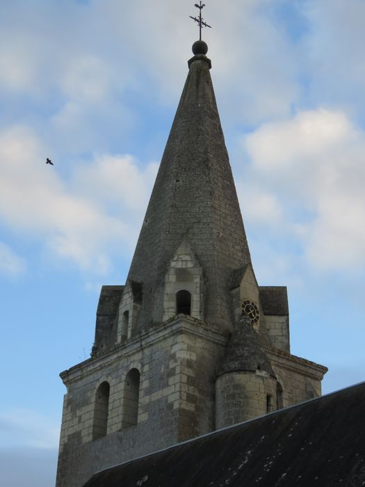 Eglise Sainte-Marie-Madeleine : Clocher, vue générale