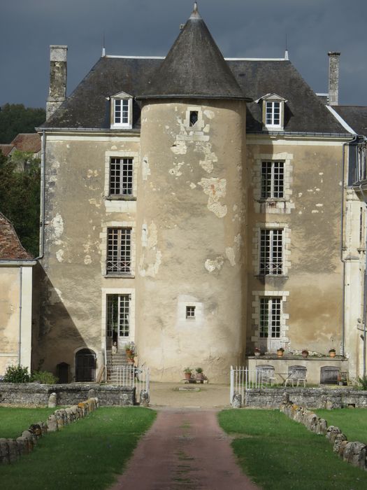 Château de Boussay : Ensemble sud, vue partielle