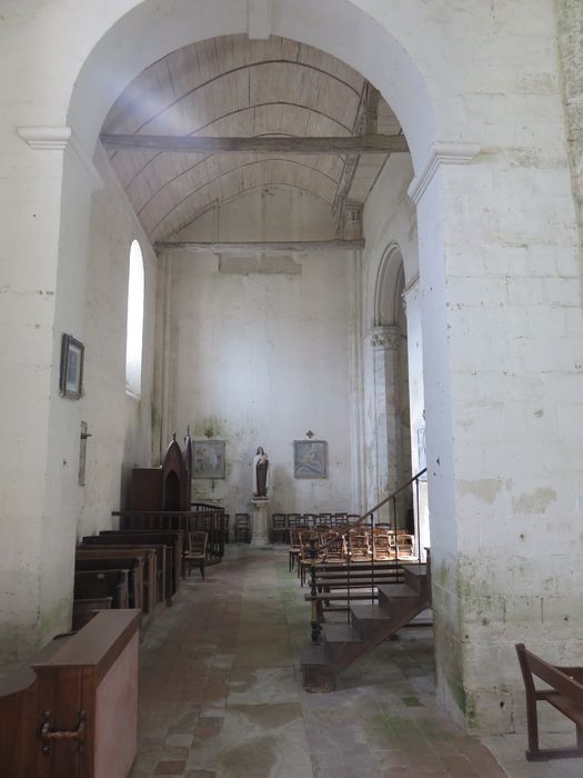 Eglise Saint-Mandé-Saint-Jean : Collatéral sud, vue générale