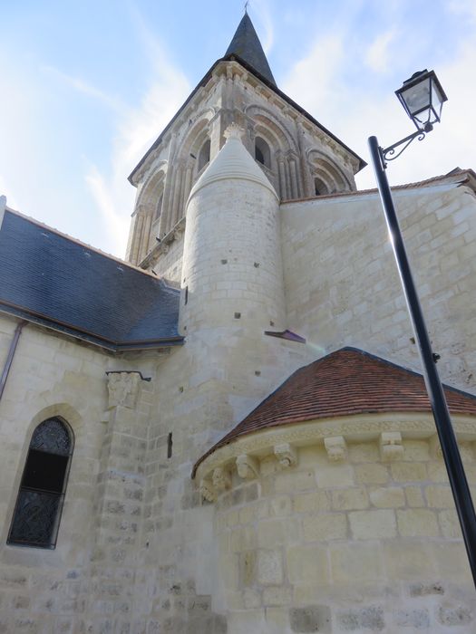 Eglise Notre-Dame : Chevet, vue partielle