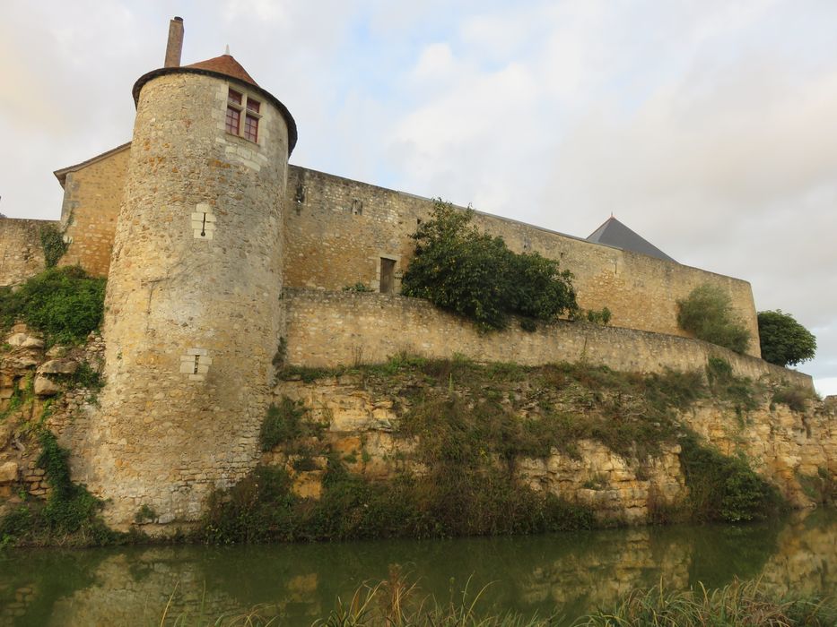 Château du Châtelier : Ensemble sud, vue partielle