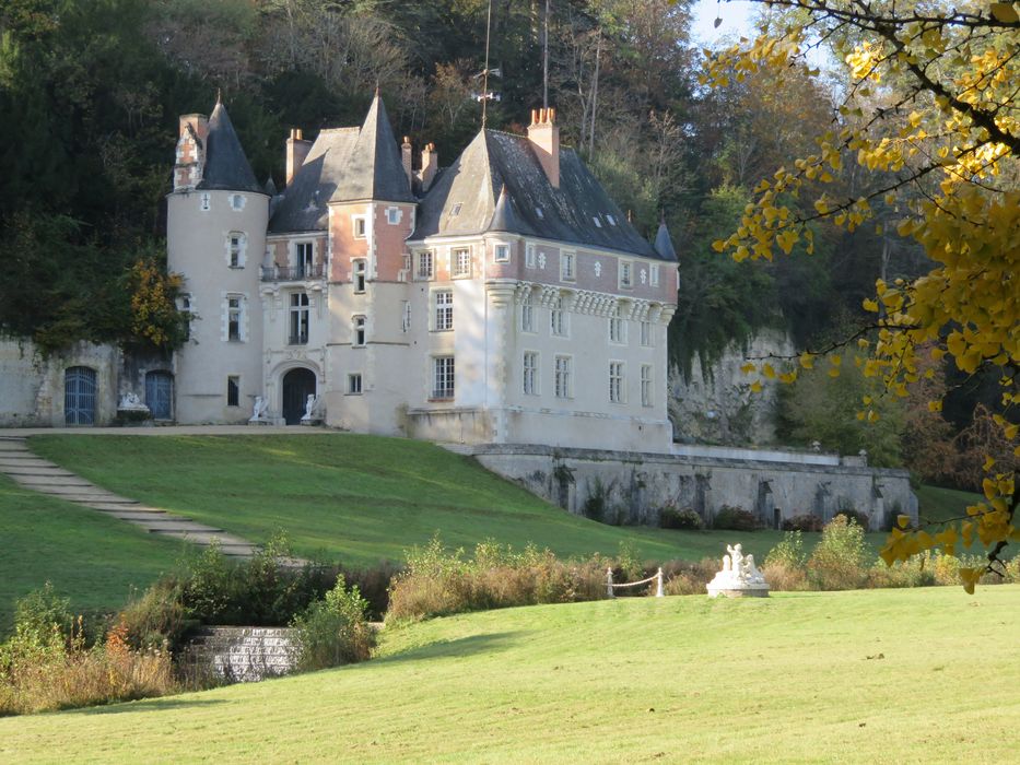 Château : Ensemble nord-est, vue générale