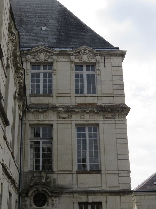 Hôtel de la Rallière : Façade ouest, aile en retour, façade nord, vue partielle