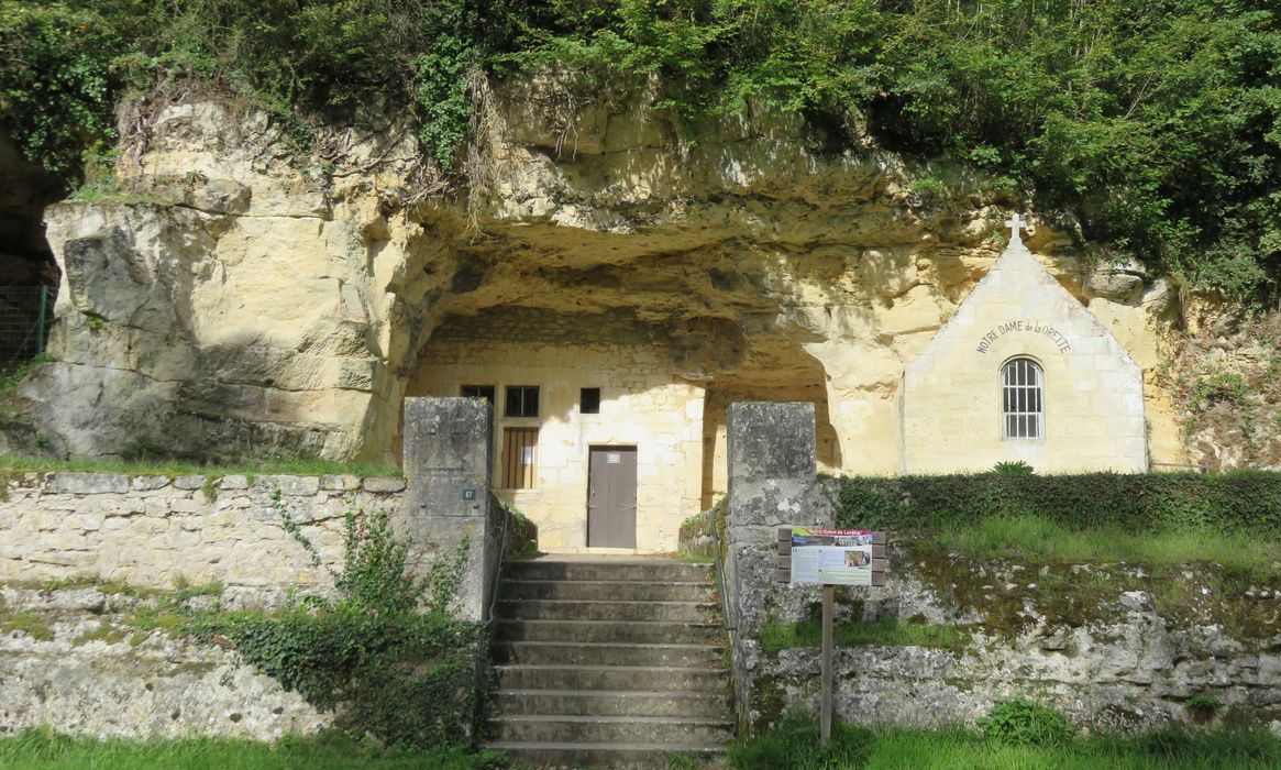 Chapelle et logis troglodytiques de Notre-Dame-de-Lorette : Ensemble sud, vue générale