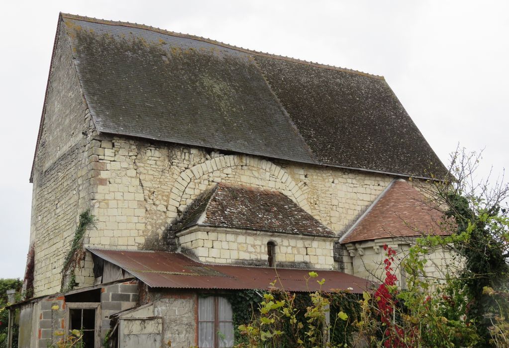 Ancienne chapelle priorale Saint-Mesmin : Façade latérale est, vue générale