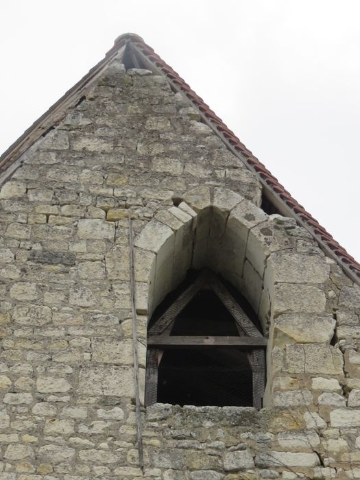 Ancienne chapelle priorale Saint-Mesmin : Façade nord, détail