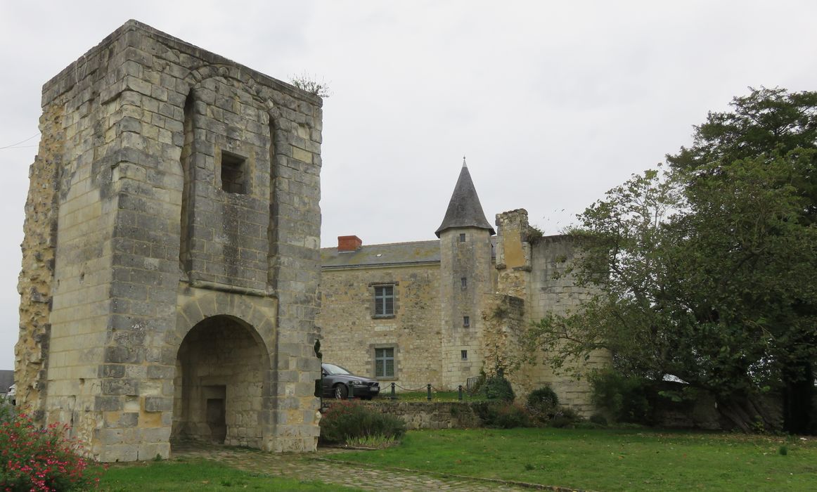 Ancien château : Ensemble sud-ouest, vue générale