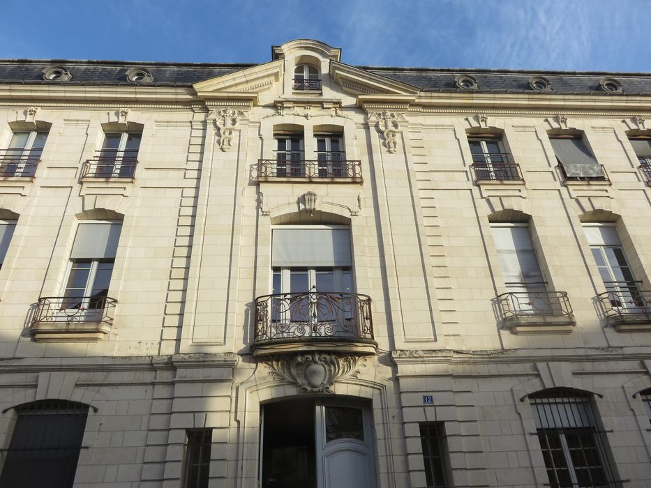 Chambre de Commerce : Façade rue Berthelot, vue partielle