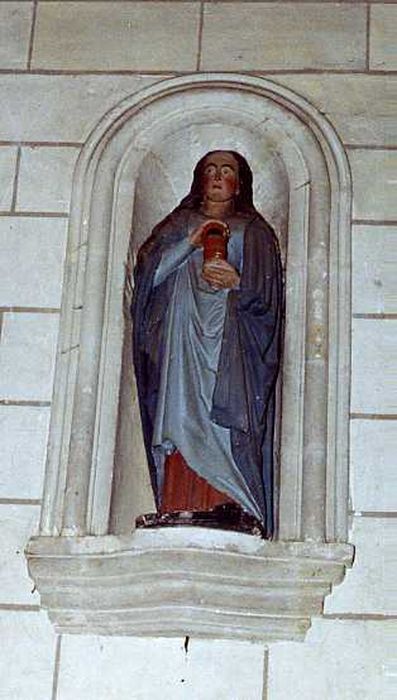 statue : Sainte Madeleine