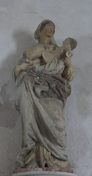 statue : Vierge avec l'Enfant Jésus