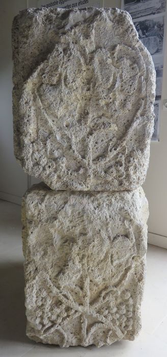 sculpture (fragment lapidaire)