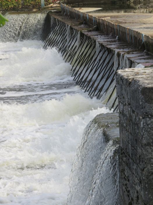 vue partielle du barrage