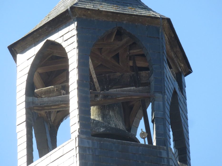 cloche de l'horloge