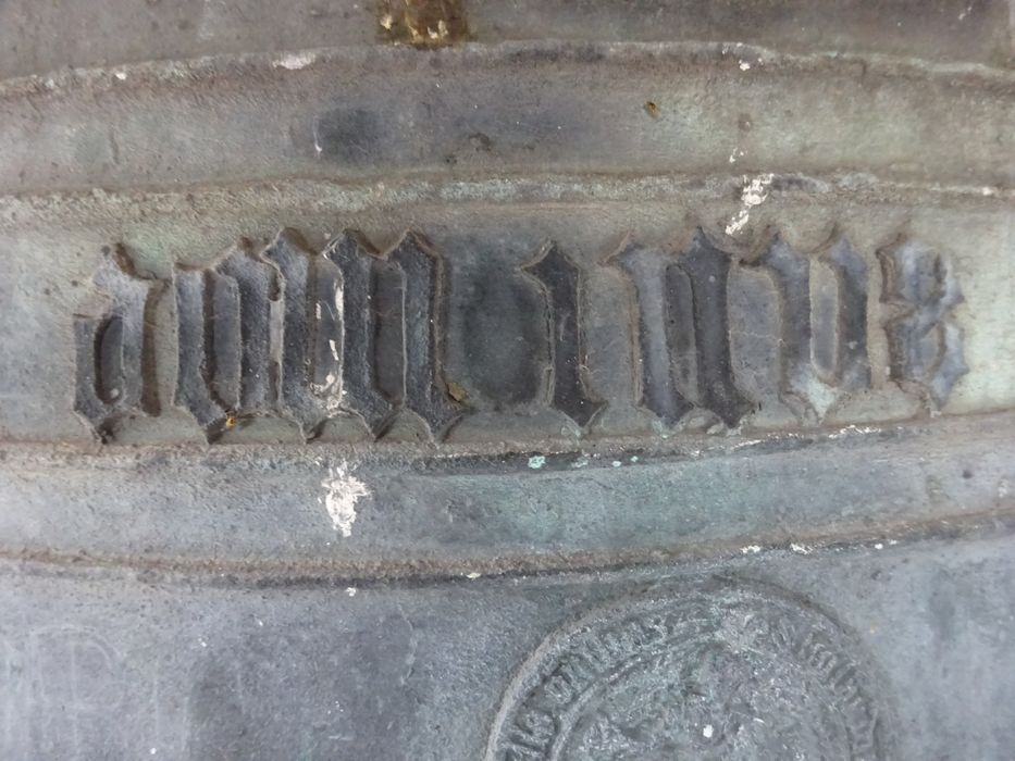 cloche, détail