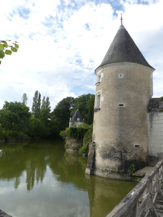 tour d'enceinte nord-est