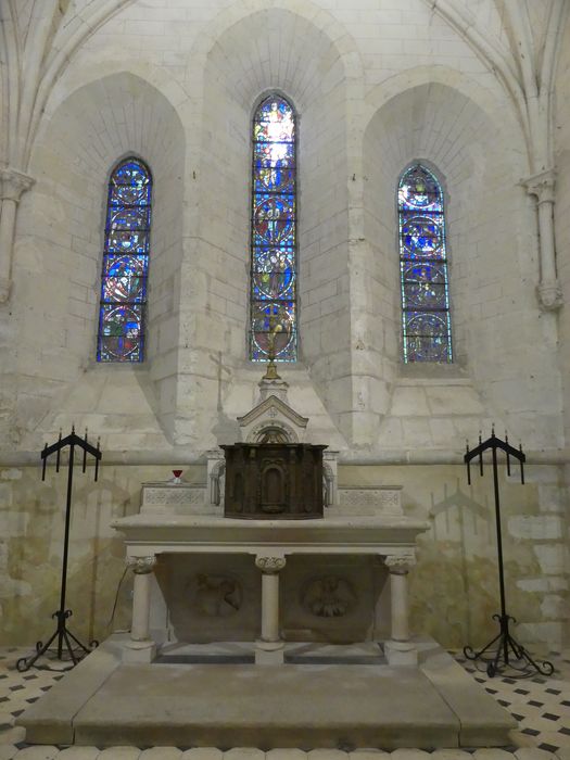 verrières du chevet : Scènes de la Passion, Vie de saint Nicolas, Vie de saint Germain-de-Paris