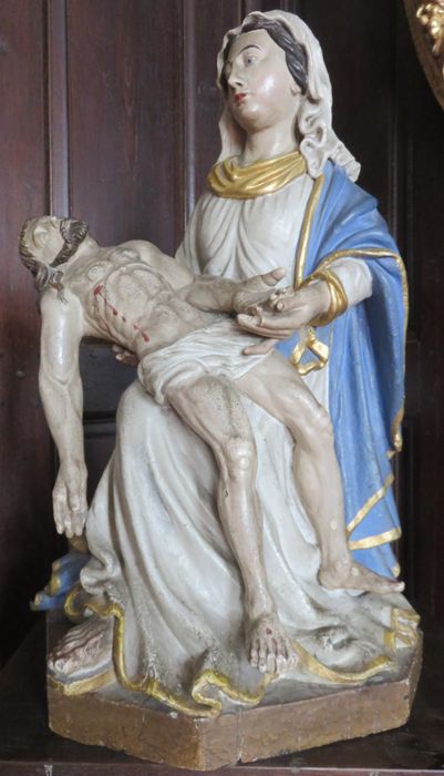 Groupe sculpté : Vierge de Pitié