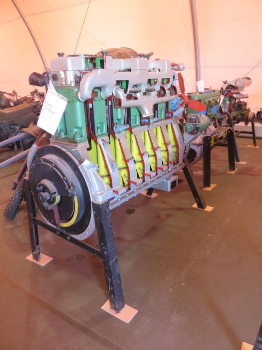 instrument de démonstration en mécanique dit de 'Connaissance du matériel automobile'