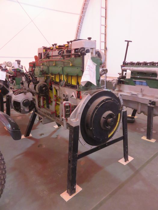 instrument de démonstration en mécanique dit de 'Connaissance du matériel automobile'