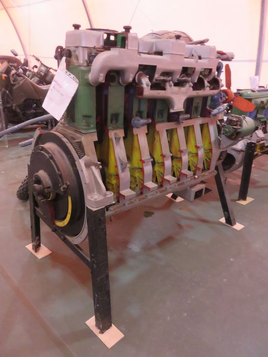 instrument de démonstration en mécanique dit de 'Connaissance du matériel automobile'