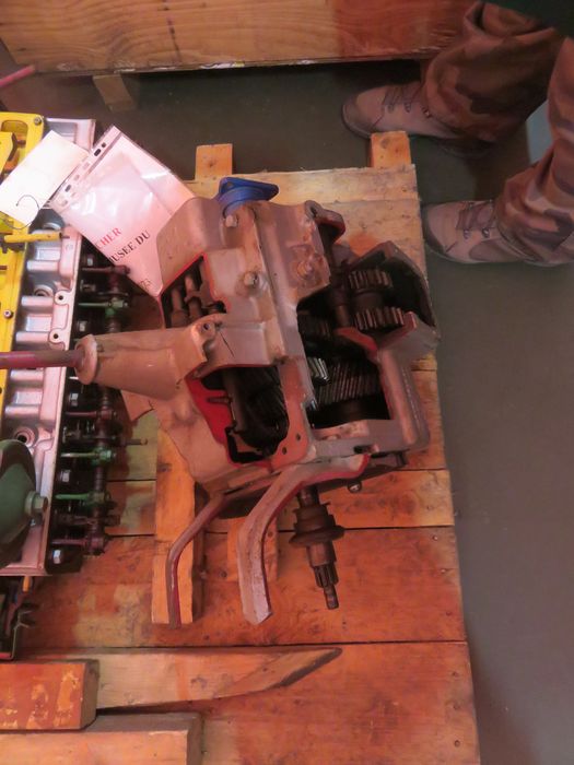 instrument de démonstration en mécanique dit de 'Connaissance du matériel automobile'