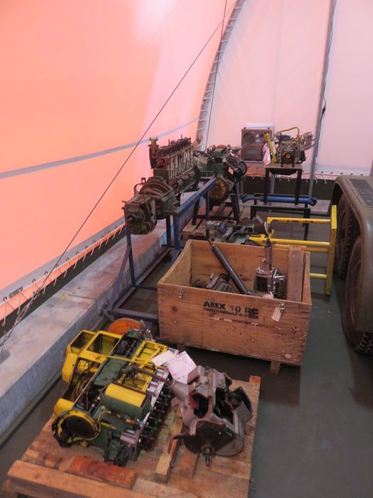 instrument de démonstration en mécanique dit de 'Connaissance du matériel automobile'