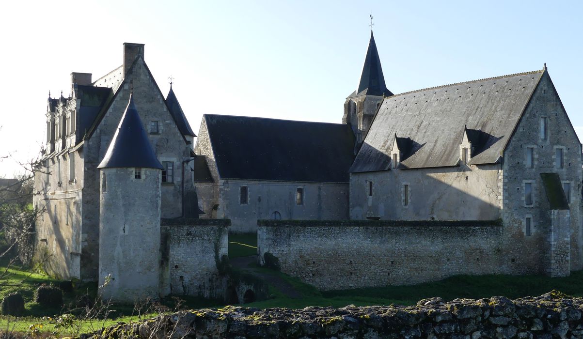 Vue générale des bâtiments depuis le Nord