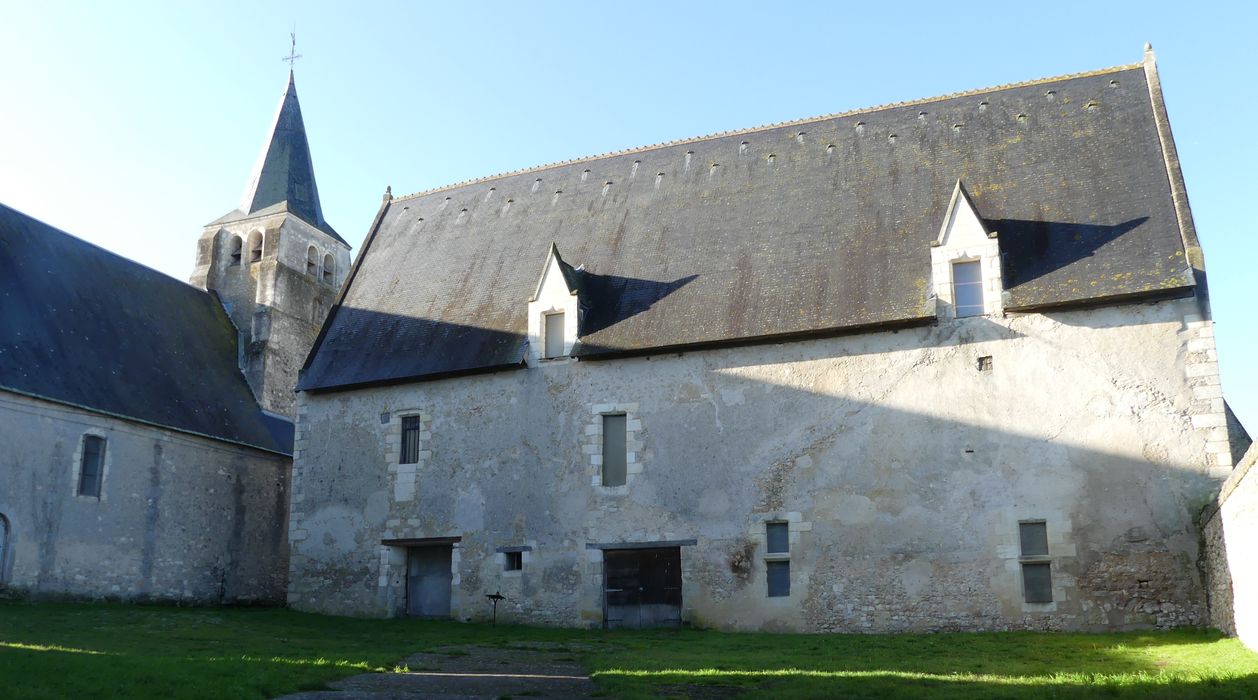 Seconde cour, bâtiment ouest, façade est