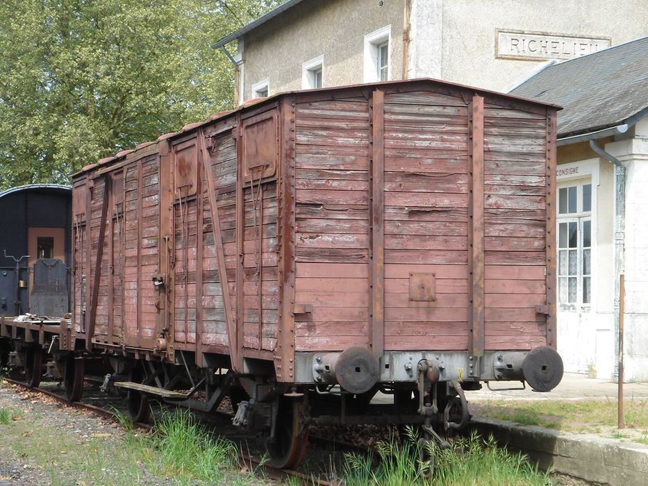 wagon couvert type Standard B, à essieux parallèles, à voie normale, K 326 124 - © Ministère de la Culture (France), Conservation des antiquités et des objets d’art d'Indre-et-Loire - Tous droits réservés