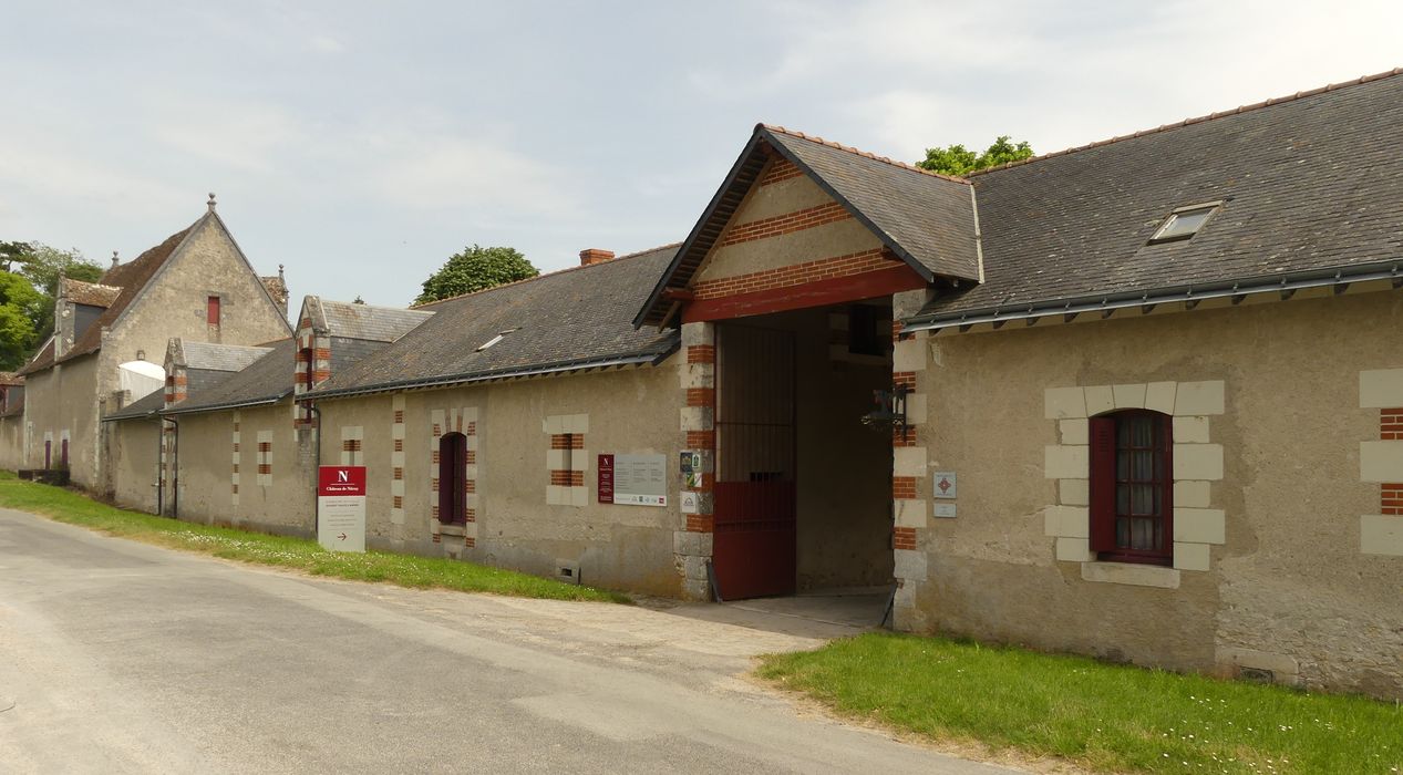 communs, façade ouest