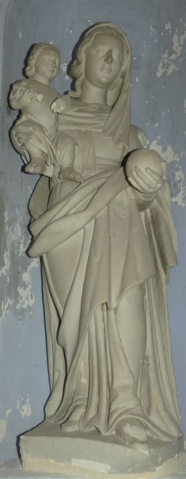 statue : Vierge à l’Enfant