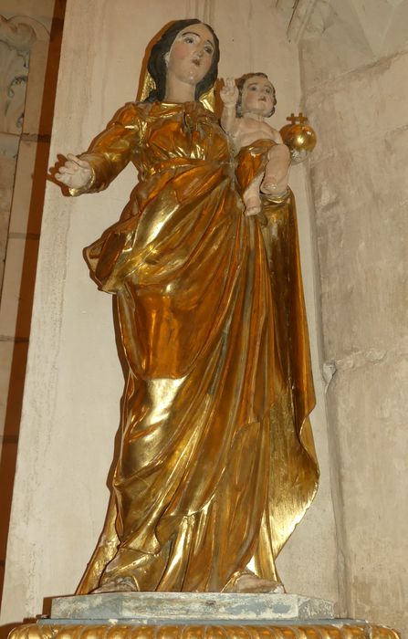 Statue : Vierge à l'Enfant