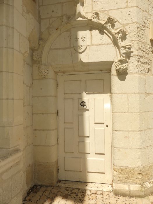 porte d'accès à la tourelle d'escalier