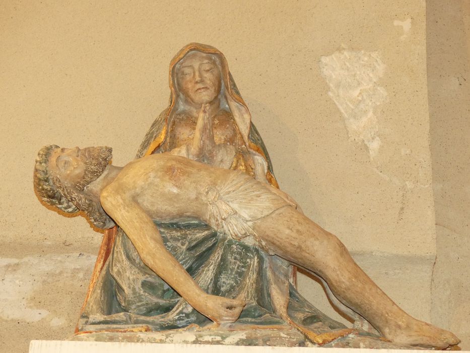 groupe sculpté : Vierge de Pitié - © Ministère de la Culture (France), Conservation des antiquités et des objets d’art d'Indre-et-Loire - Tous droits réservés