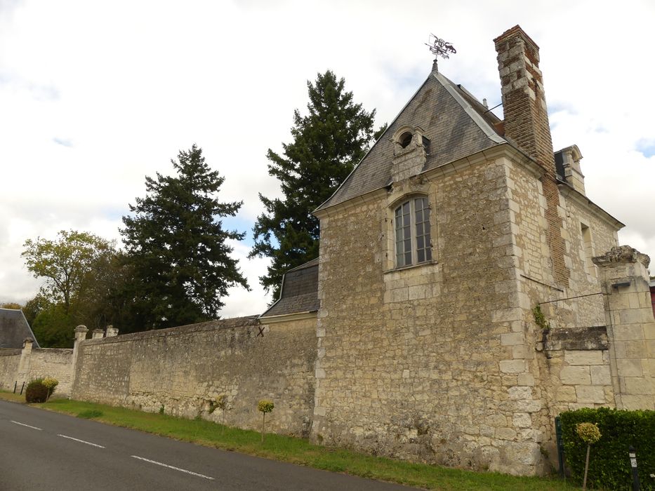 pavillon d’angle sud-est, façade sud