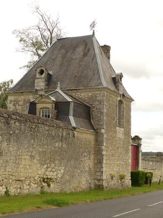 pavillon d’angle sud-est, façade sud