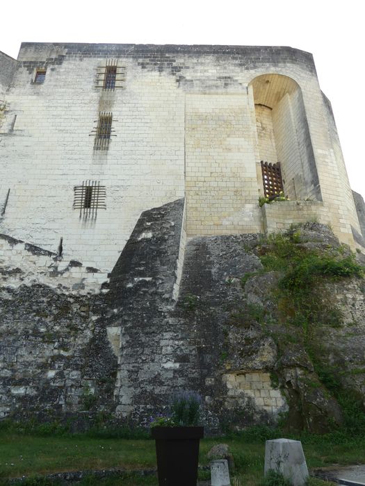 vue partielle de l’enceinte