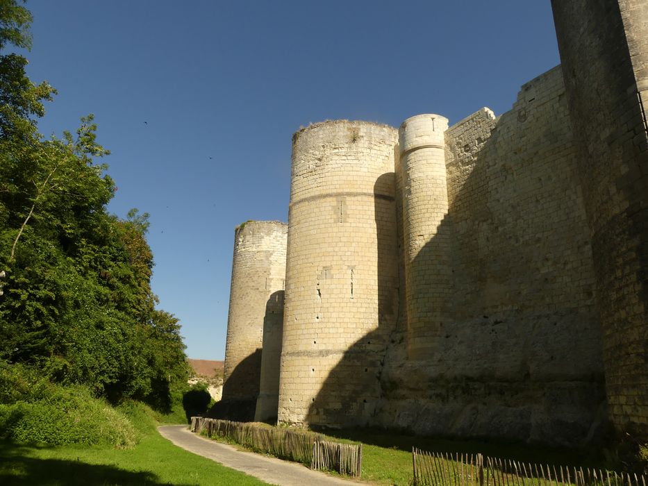 vue partielle de l’enceinte