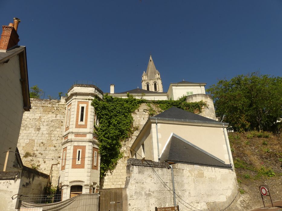 vue partielle de l’enceinte